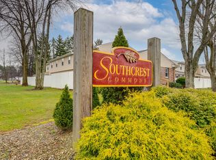 5001 Manchester Rd #K, Akron, OH 44319