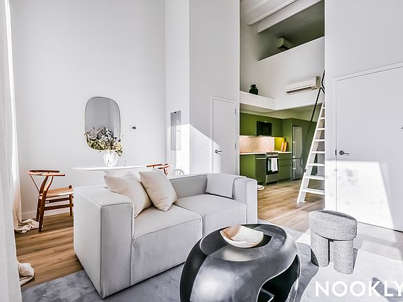 4th image of 619 Throop Ave #6C