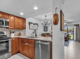 4346 SW 70th Ter, Davie, FL 33314