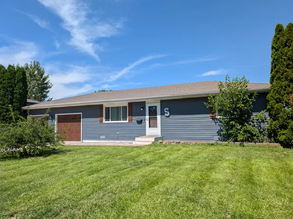 707 E 7th St, Lexington, NE 68850