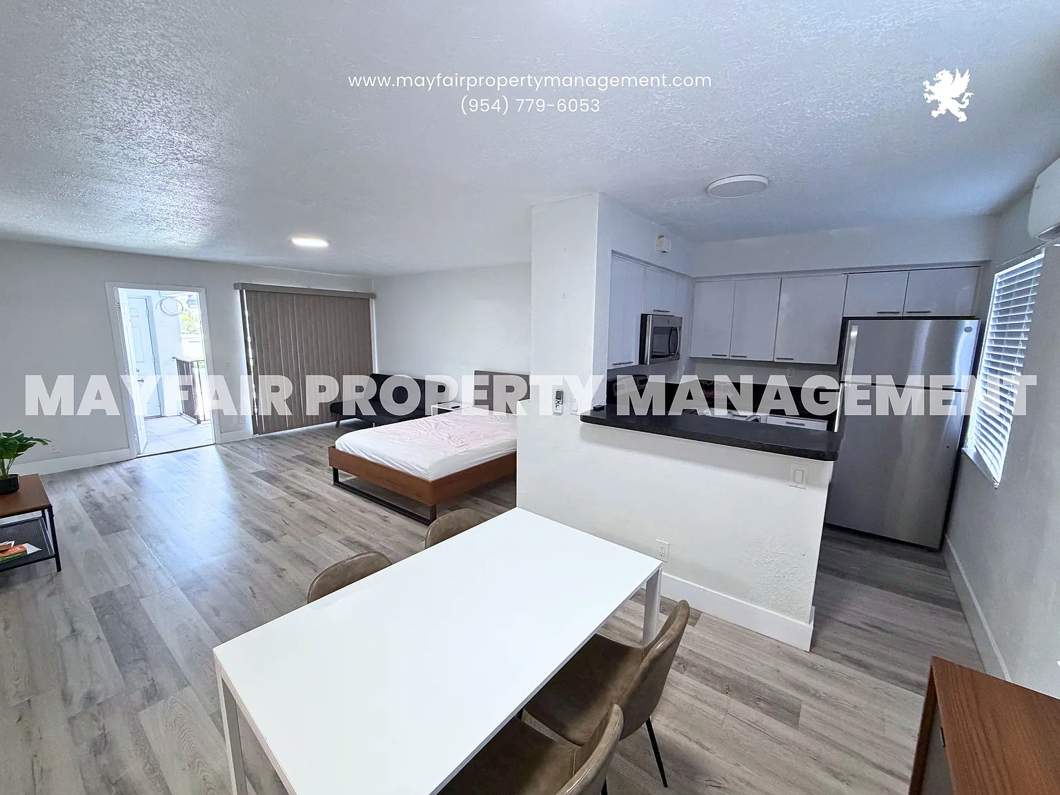 412 Sunset Drive - 11 — Photo 2