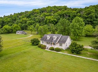 686 E Main St, Dowelltown, TN 37059