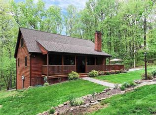 319 Oakbrook Dr, Felton, PA 17322