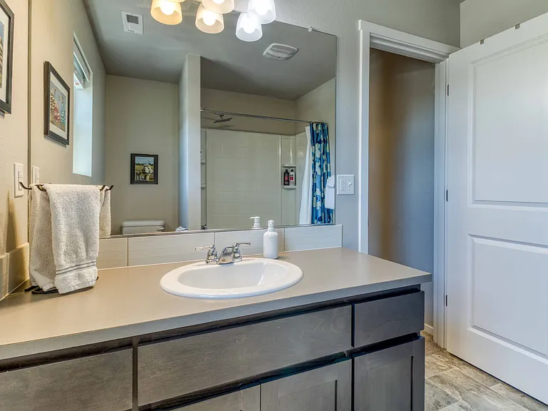 20538 SE Cameron Ave — Photo 20