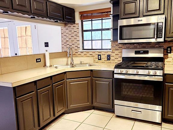 5th image of 145 Windwood Way