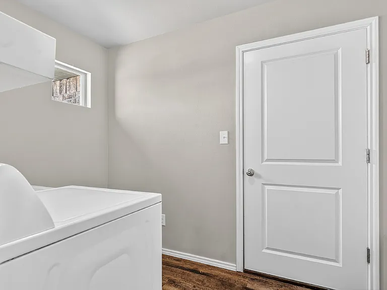 623 N Elkhart Ave #A — Photo 10