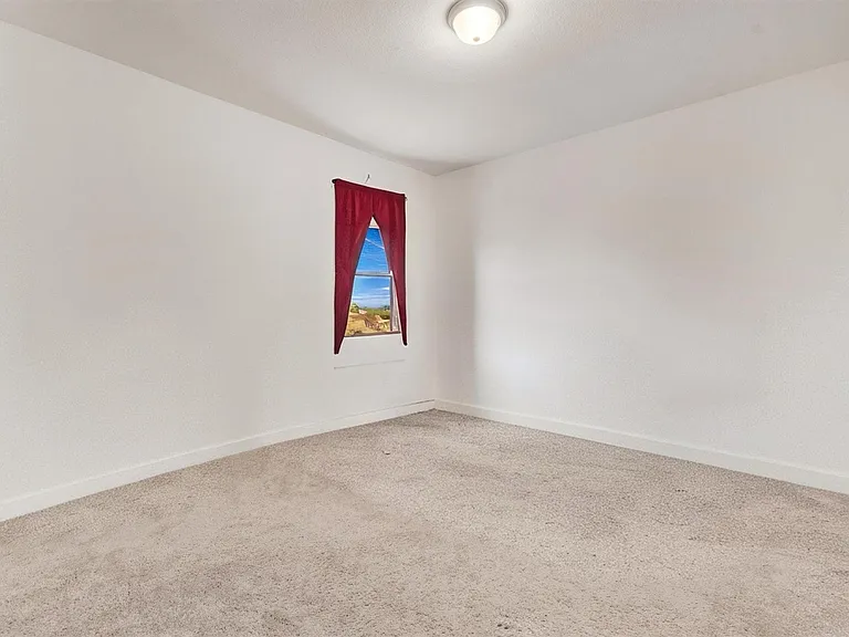 108 Blackwell Ln — Photo 22