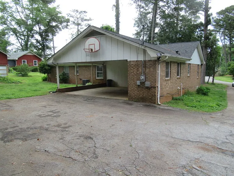 70 Gibson Dr — Photo 5