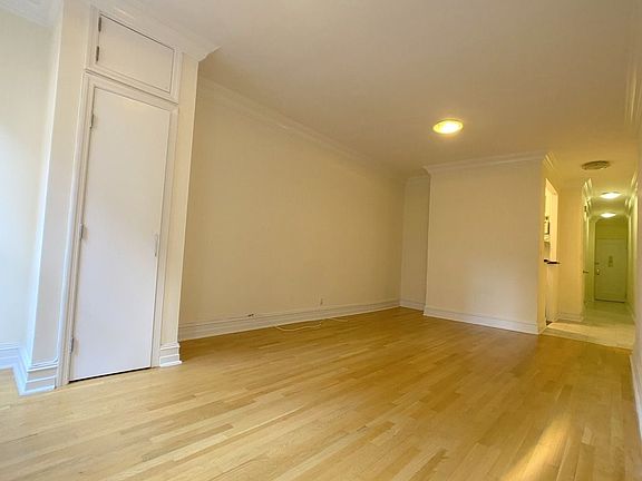2nd image of 148 W 68th St APT 6C