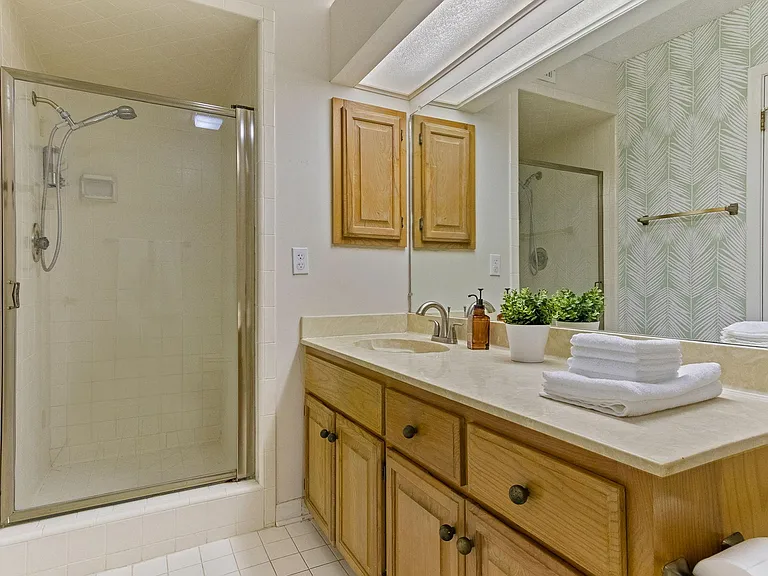 116 Campbell Dr #7 — Photo 10