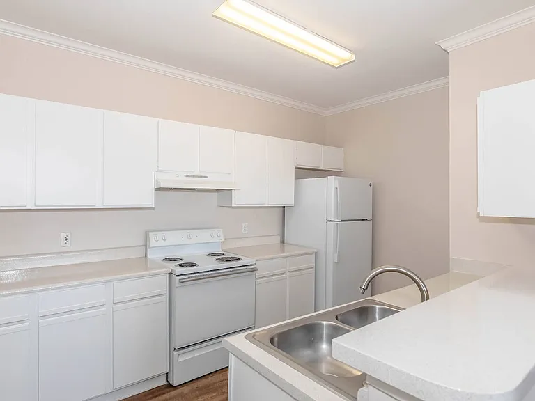 Amelia Parc Sr II — Photo 44