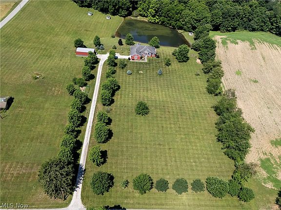 2nd image of 2928 Lucas Perrysville Rd