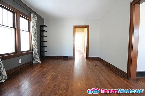 3724 University Ave — Photo 3