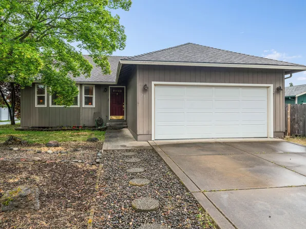 256 Tierra Cir, Eagle Pt, OR 97524