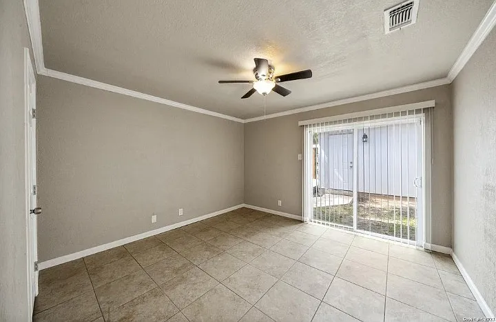 Building Photo - 1362 Bayou Dr