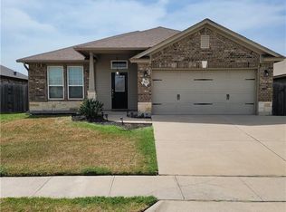 322 Pacific Dr, Portland, TX 78374