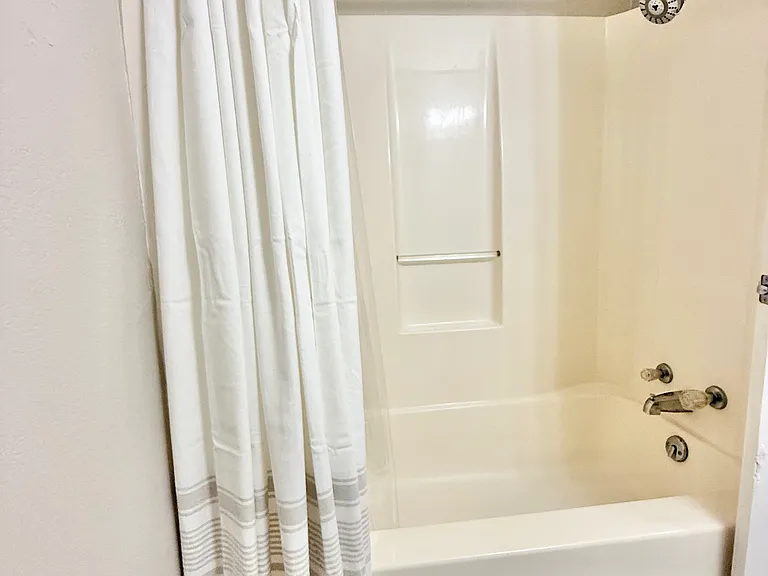 4138 Faith Rd — Photo 15