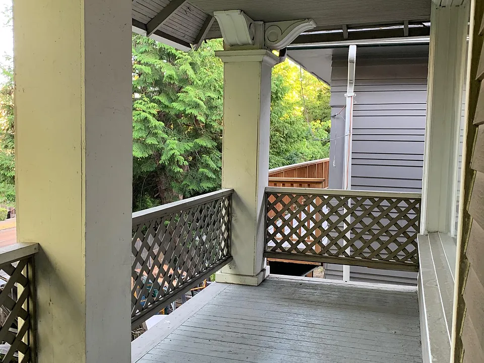 Private Deck