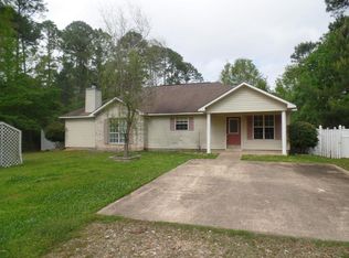 1012 Gum St, Ocean Springs, MS 39564