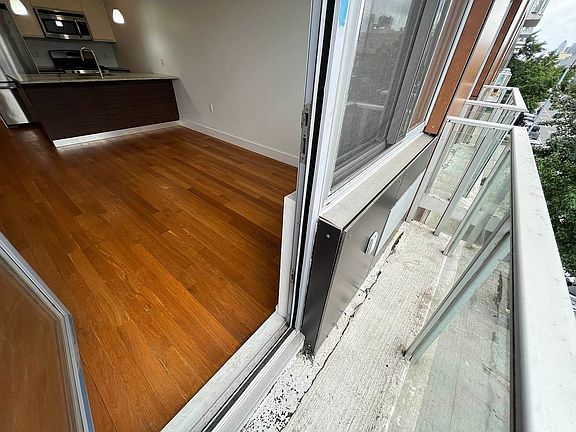 5th image of 836 Bergen St #326