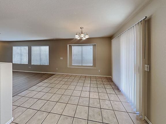 5th image of 16014 W Woodlands Ave