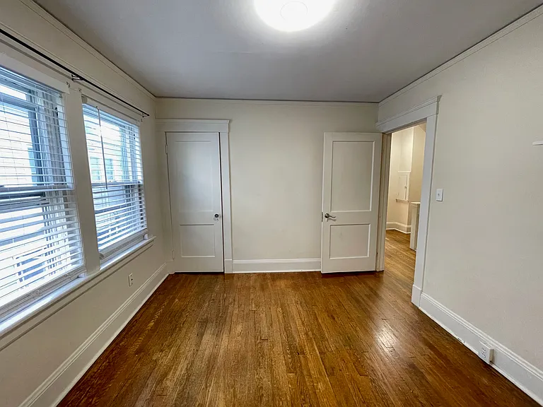 2322 S Overlook Rd — Photo 14