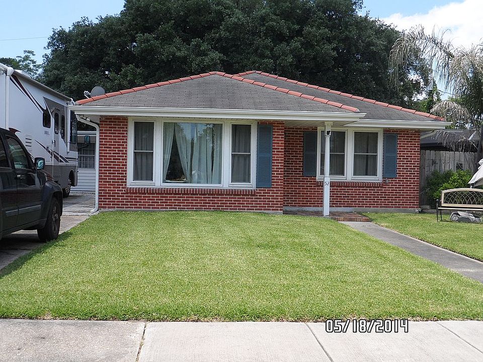 1st image of 52 E Chalmette Cir