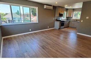 1428 E 54th St #4, Los Angeles, CA 90011