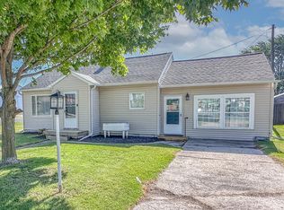 148 N Eddy St, Merrill, MI 48637