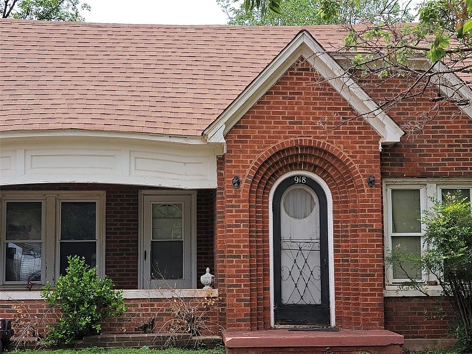 1st image of 918 Ballinger St