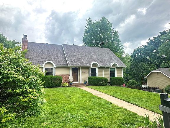 2nd image of 5523 NW Seminole Dr