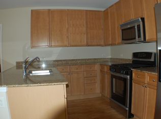 7757 W Van Buren St #2-212, Forest Park, IL 60130