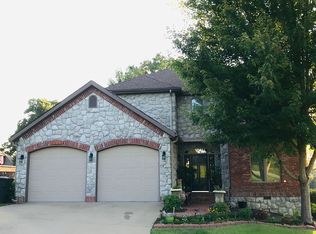 2712 Mutt Mantle Ln, Grove, OK 74344