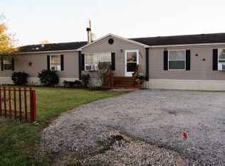2310 N Battlebell Rd, Highlands, TX 77562