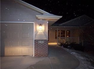 131 Hillcrest Dr NE, Solon, IA 52333