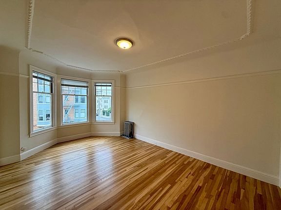 3rd image of 2485 Chestnut St APT 202