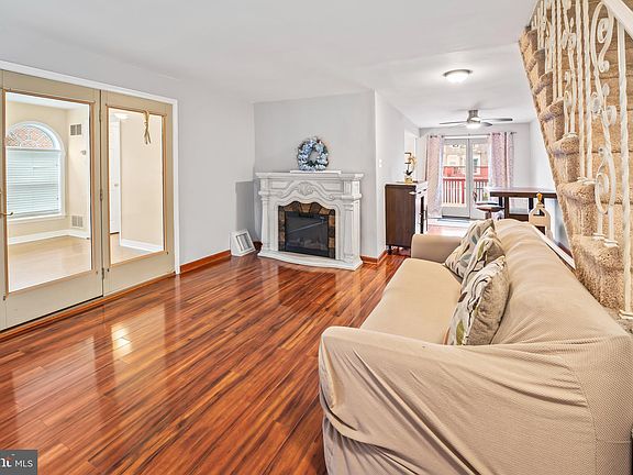 5th image of 631 S Garfield Ave