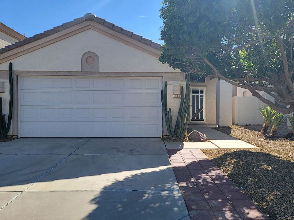 1st image of 13653 W Desert Flower Dr