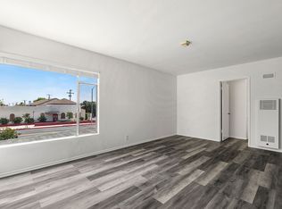 Centinela, Inglewood, CA 90302