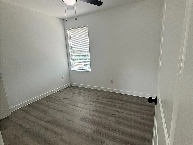 7311 Wileyvale Rd #B — Photo 16