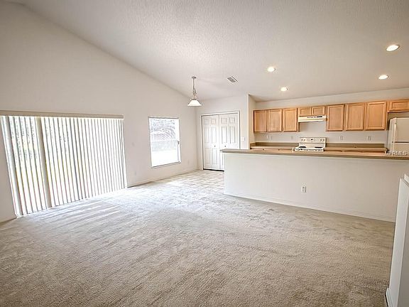 4th image of 2336 Barons Ct