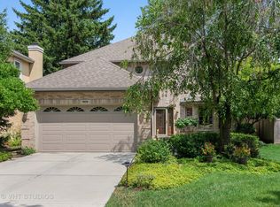 909 Florence Dr, Park Ridge, IL 60068