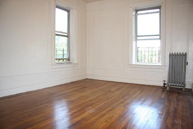 1st image of 302 Eastern Pkwy APT 4A