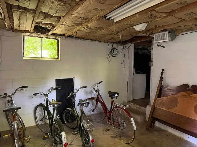 7 Adele St — Photo 17