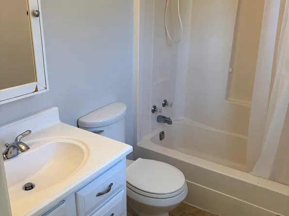 227 W 37th St, Norfolk, VA 23504