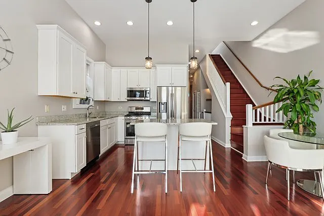 1842 W Armitage Ave #3 — Photo 5