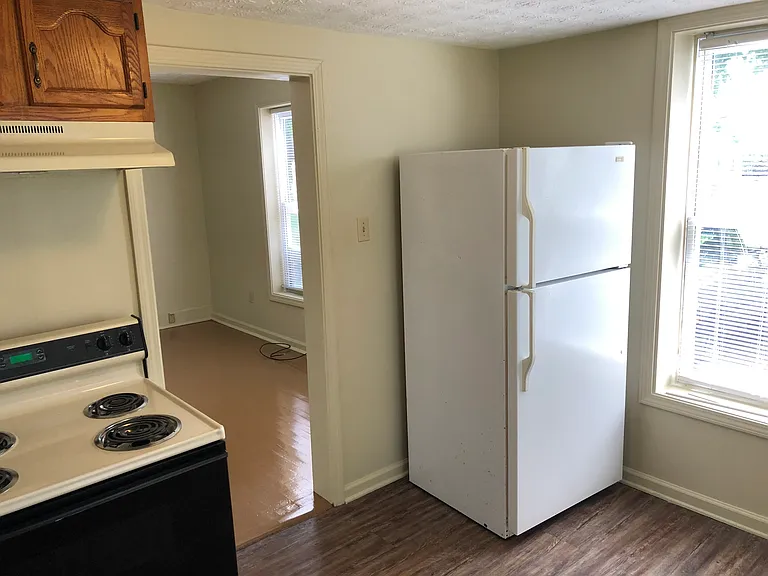 134 E Oak Hill Ave #2 — Photo 4