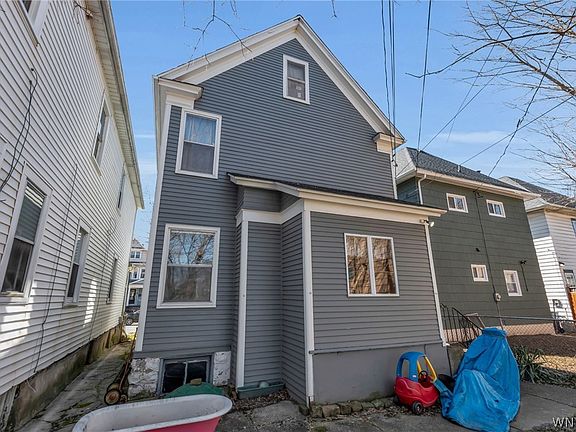 5th image of 364 W Delavan Ave