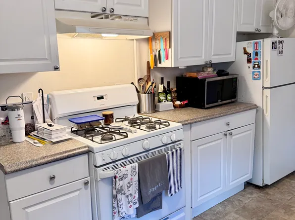 122 Gore St, Cambridge, MA 02141