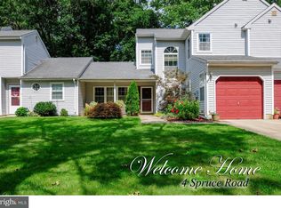 4 Spruce Rd, East Windsor, NJ 08520